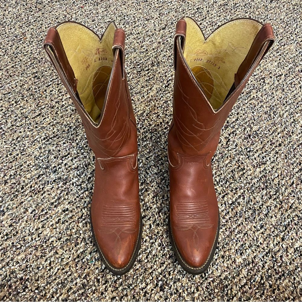 Justin Boots Brown Leather Heeled Boots - Picture 2 of 9